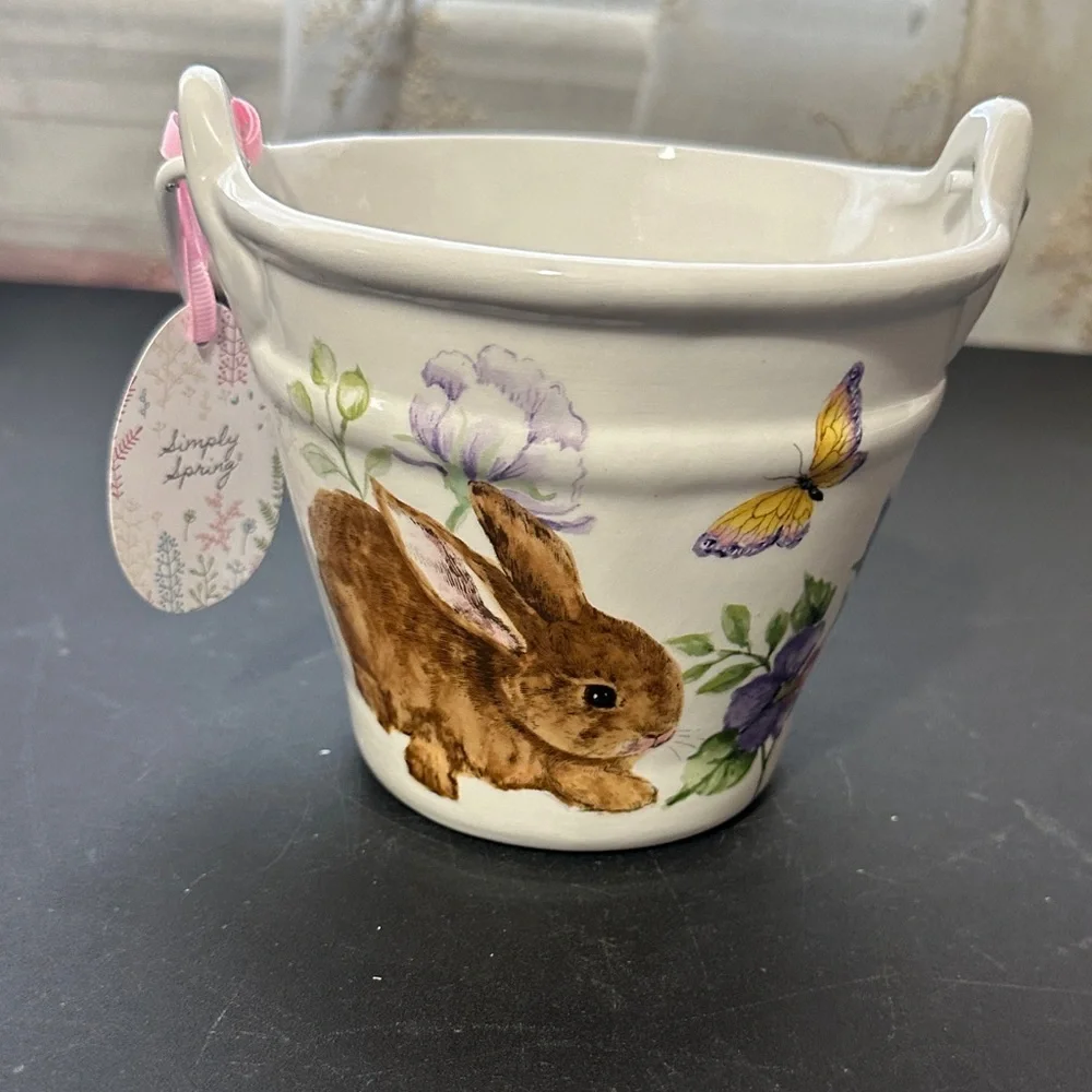 Simply spring ceramic rabbit bucket